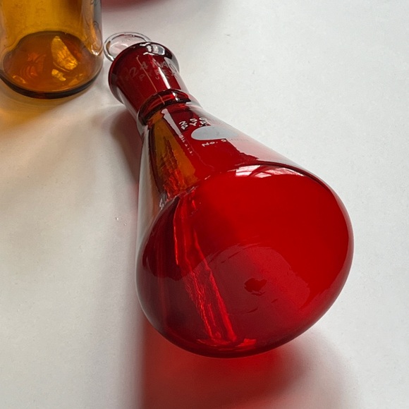 Authentic Pyrex Erlenmeyer Flask - Picture 4 of 12